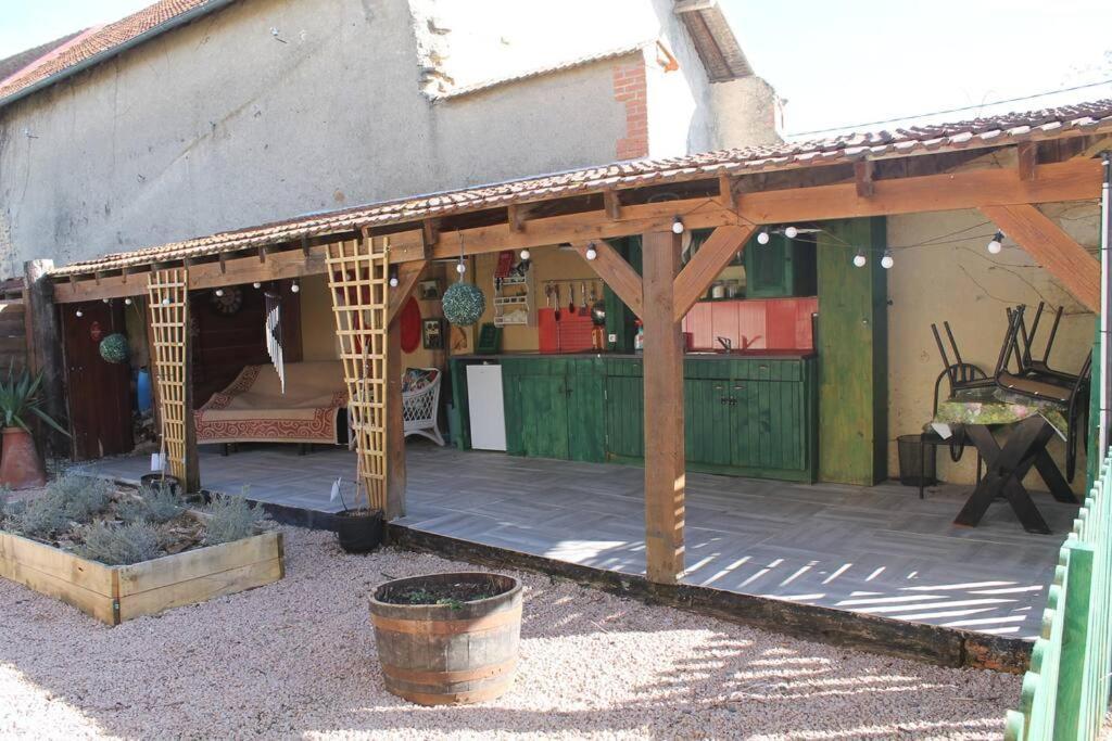 La Celle-sous-GouzonLe Miette, Family House Sleeps 6别墅 外观 照片
